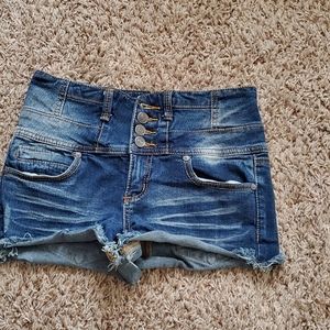 Jean shortie shorts